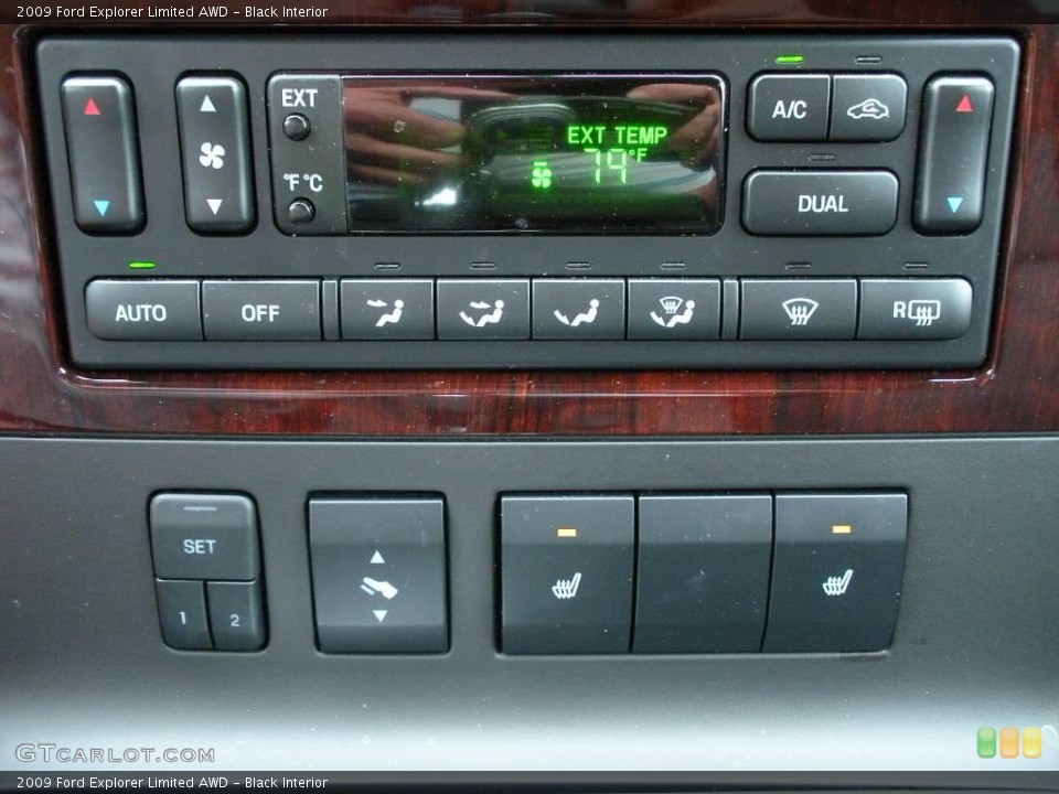 Black Interior Controls for the 2009 Ford Explorer Limited AWD #25074347