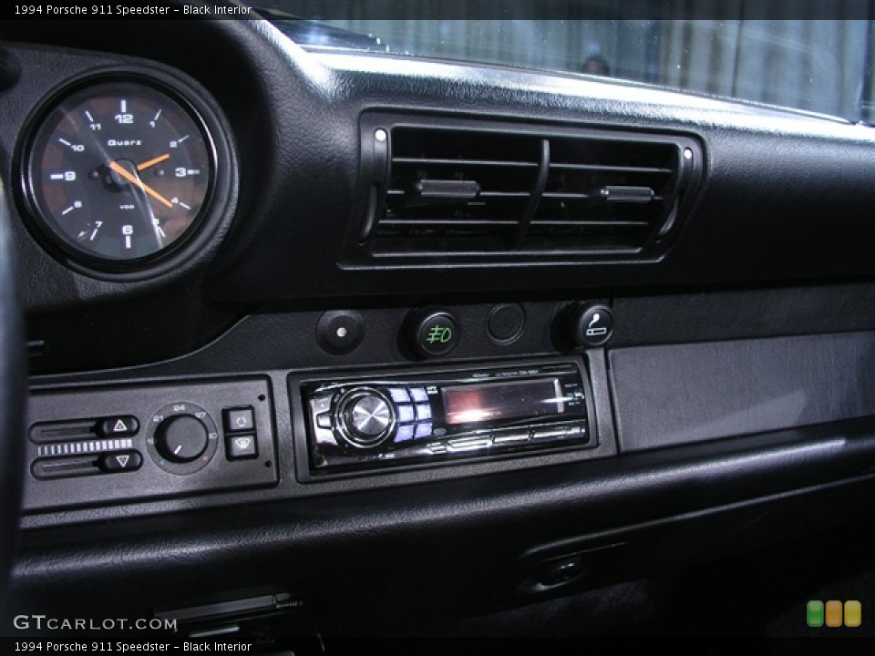 Black Interior Controls for the 1994 Porsche 911 Speedster #250943