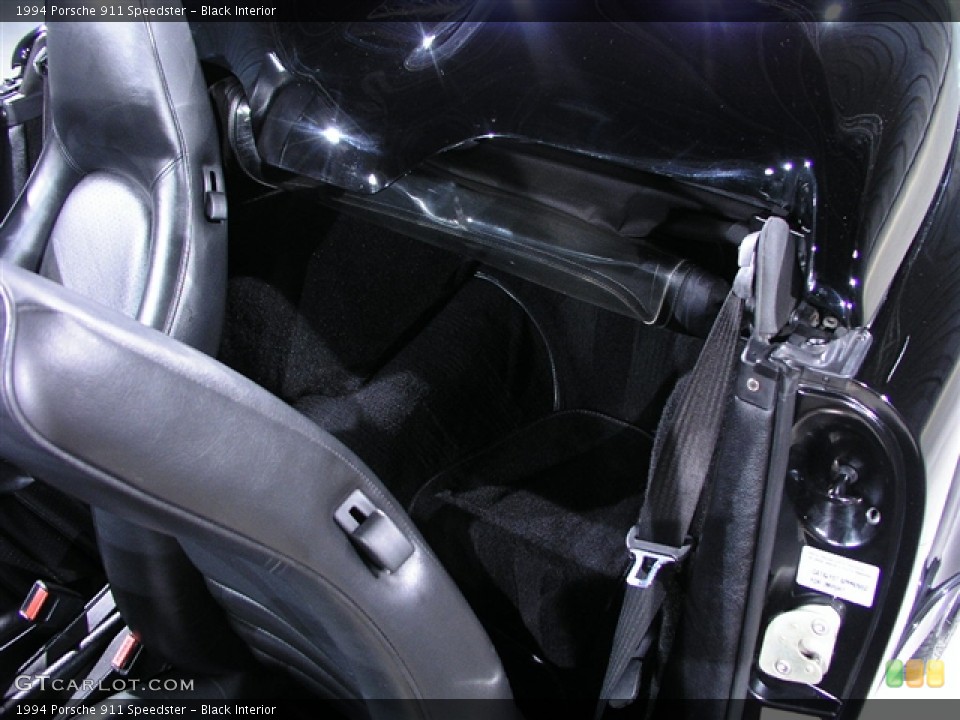 Black Interior Photo for the 1994 Porsche 911 Speedster #250978