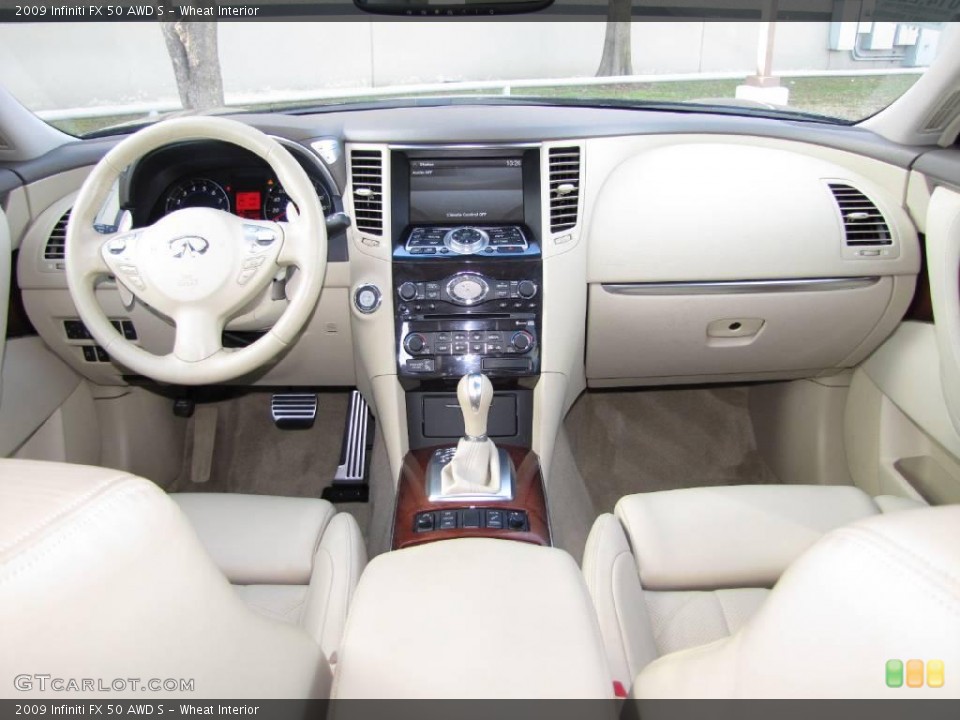 Wheat Interior Dashboard for the 2009 Infiniti FX 50 AWD S #25144943
