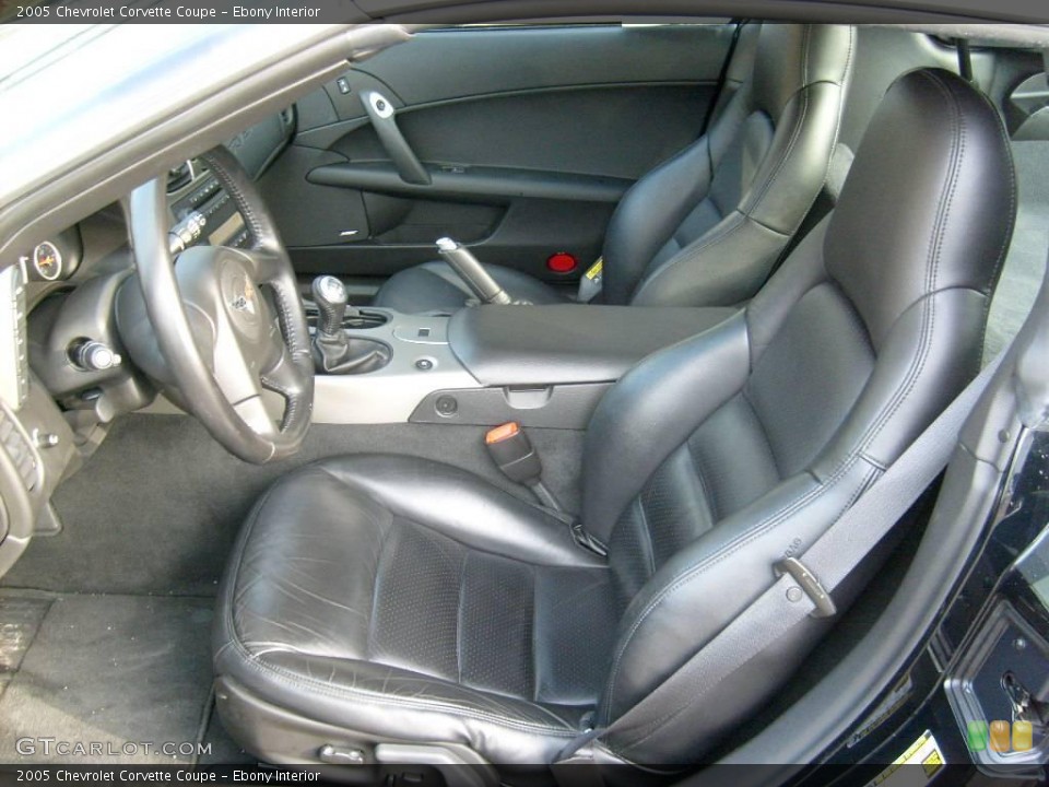 Ebony Interior Photo for the 2005 Chevrolet Corvette Coupe #25391638