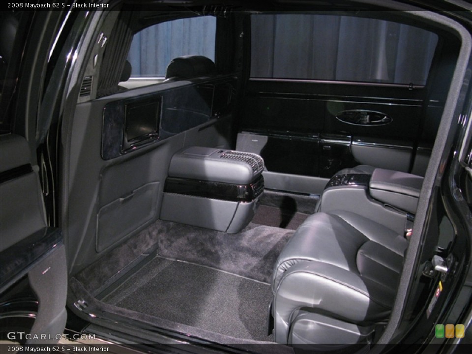 Black Interior Photo for the 2008 Maybach 62 S #254847