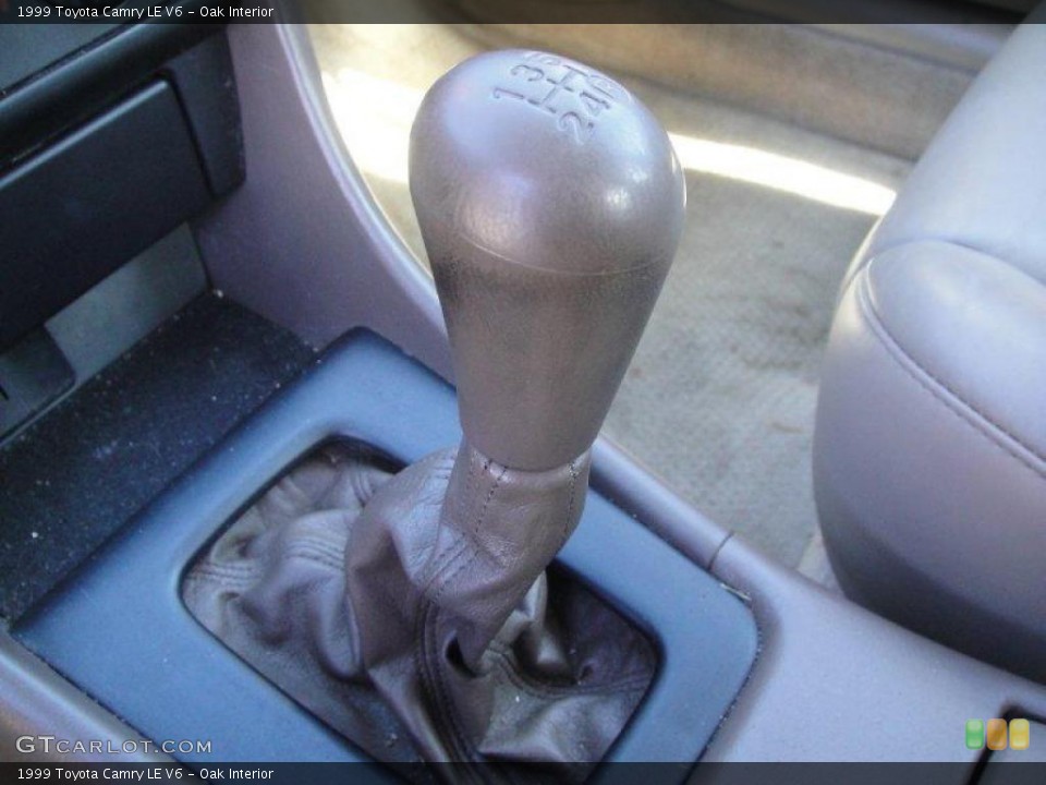 Oak Interior Transmission for the 1999 Toyota Camry LE V6 #25721580