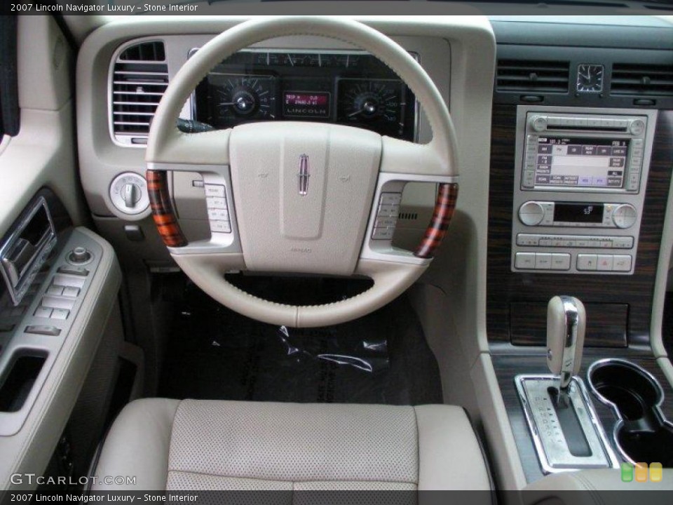 Stone Interior Dashboard for the 2007 Lincoln Navigator Luxury #25751373