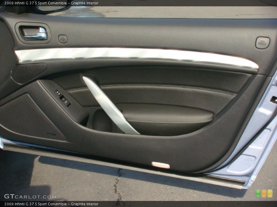 Graphite Interior Door Panel for the 2009 Infiniti G 37 S Sport Convertible #26375746