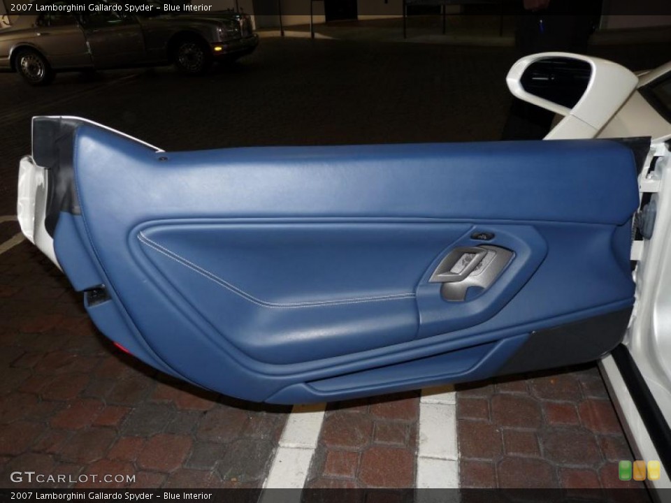 Blue Interior Photo for the 2007 Lamborghini Gallardo Spyder #26704095