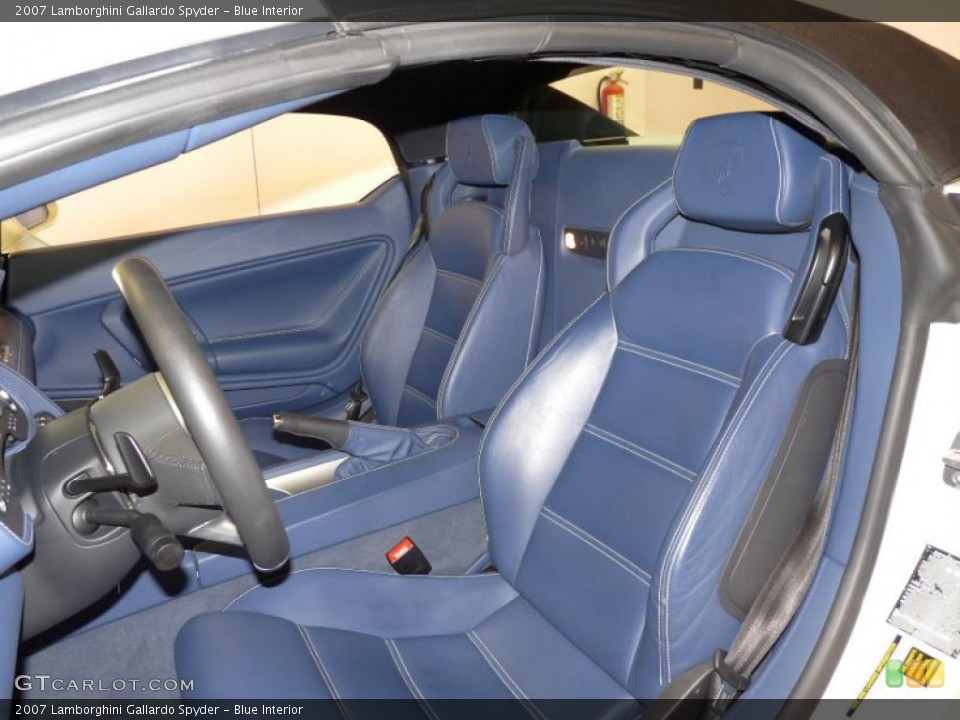 Blue Interior Photo for the 2007 Lamborghini Gallardo Spyder #26704139
