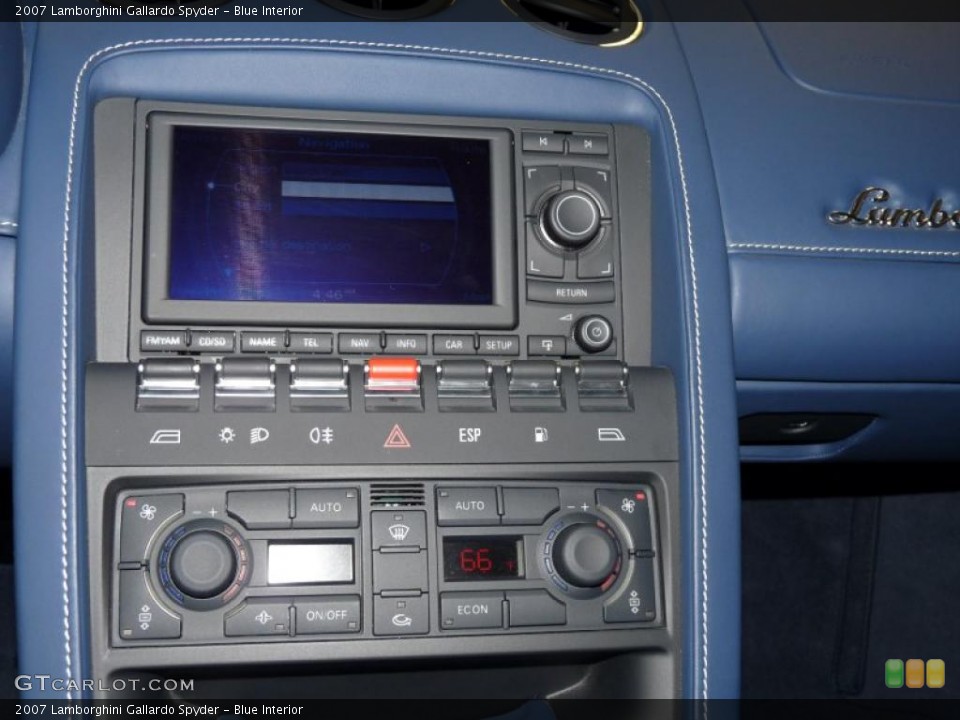 Blue Interior Controls for the 2007 Lamborghini Gallardo Spyder #26704323