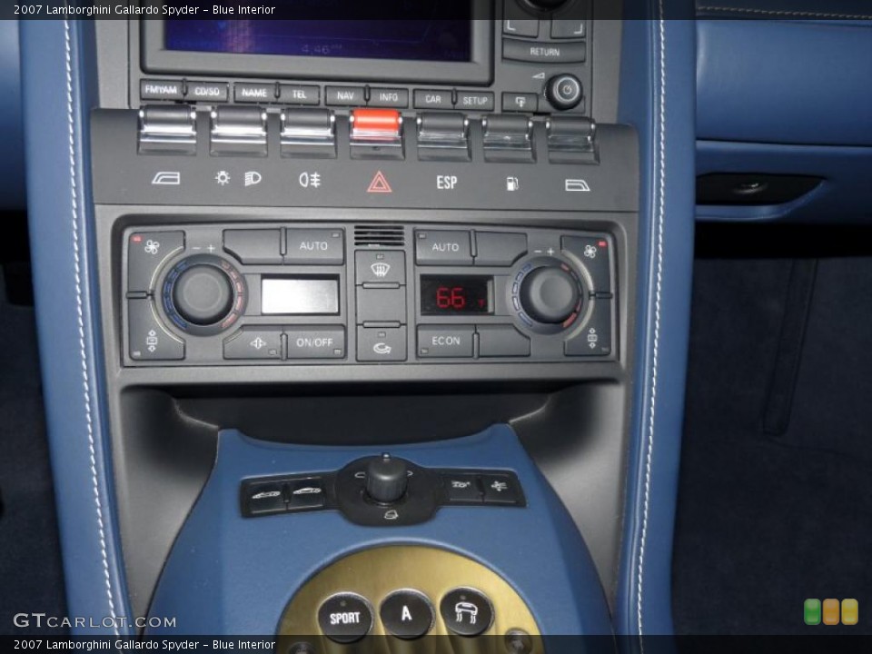Blue Interior Controls for the 2007 Lamborghini Gallardo Spyder #26704355