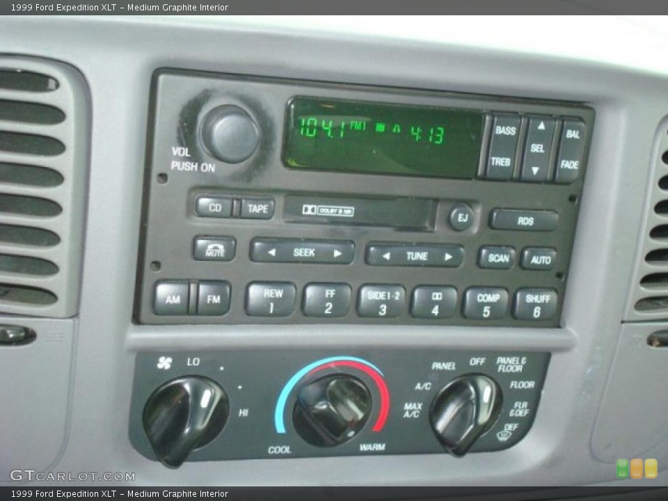 Medium Graphite Interior Controls for the 1999 Ford Expedition XLT #26748817