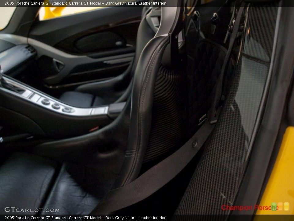 Dark Grey Natural Leather Interior Photo for the 2005 Porsche Carrera GT  #26756898