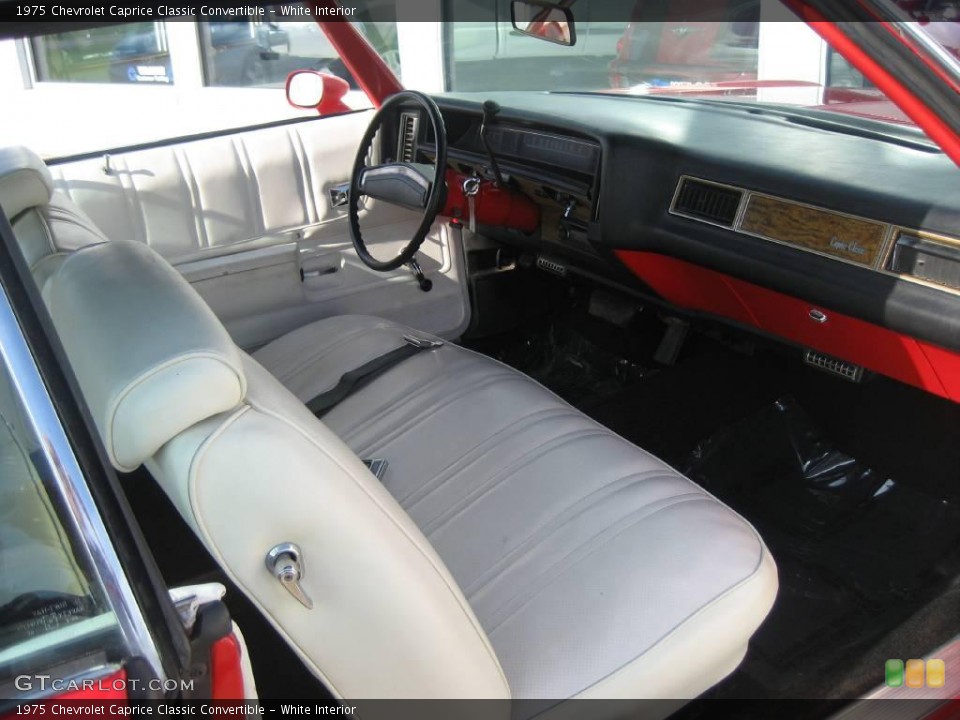 White Interior Front Seat for the 1975 Chevrolet Caprice Classic Convertible #26904136