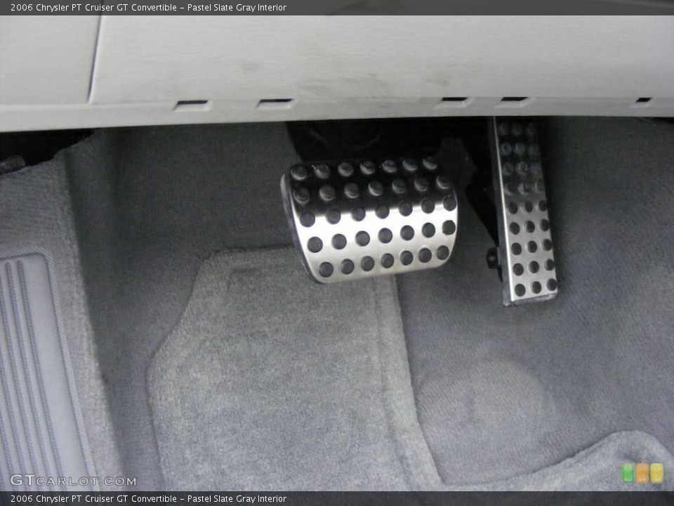 Pastel Slate Gray Interior Controls for the 2006 Chrysler PT Cruiser GT Convertible #2708361