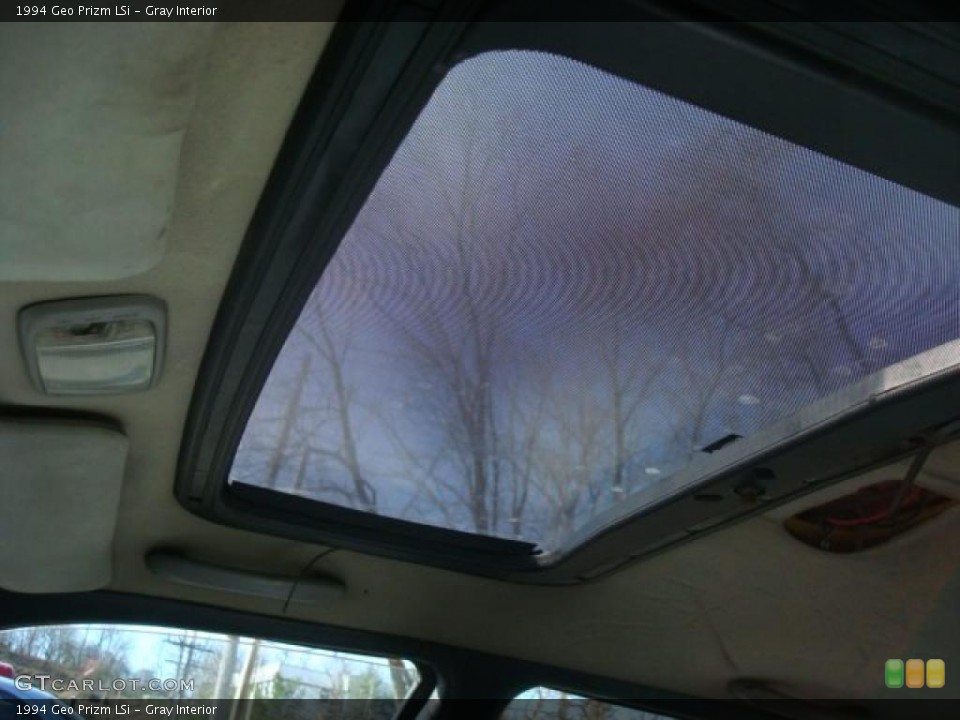 Gray Interior Sunroof for the 1994 Geo Prizm LSi #27282072