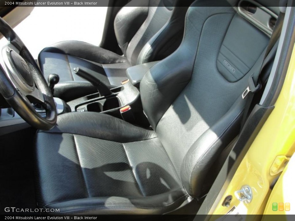 Black Interior Photo for the 2004 Mitsubishi Lancer Evolution VIII #27875673