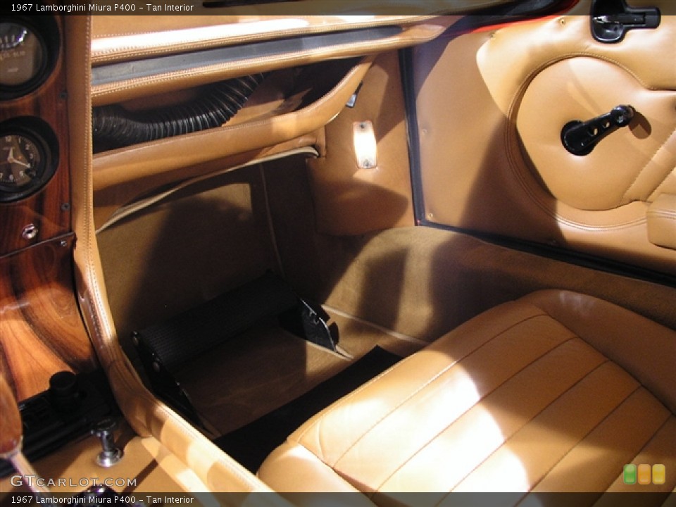 Tan 1967 Lamborghini Miura Interiors