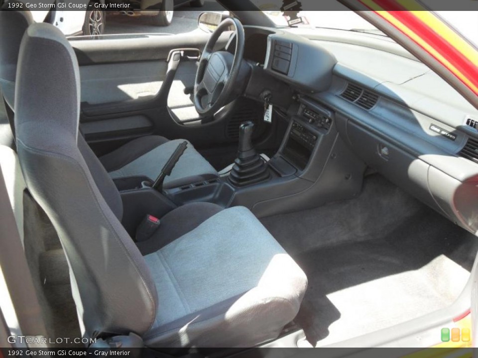 Gray Interior Photo for the 1992 Geo Storm GSi Coupe #28384650