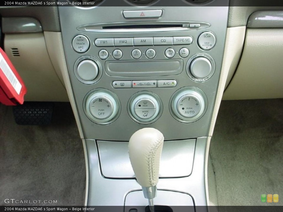 Beige Interior Controls for the 2004 Mazda MAZDA6 s Sport Wagon #28644548