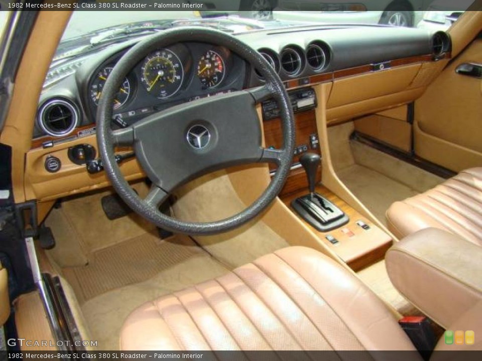Palomino Interior Dashboard for the 1982 Mercedes-Benz SL Class 380 SL Roadster #28826123