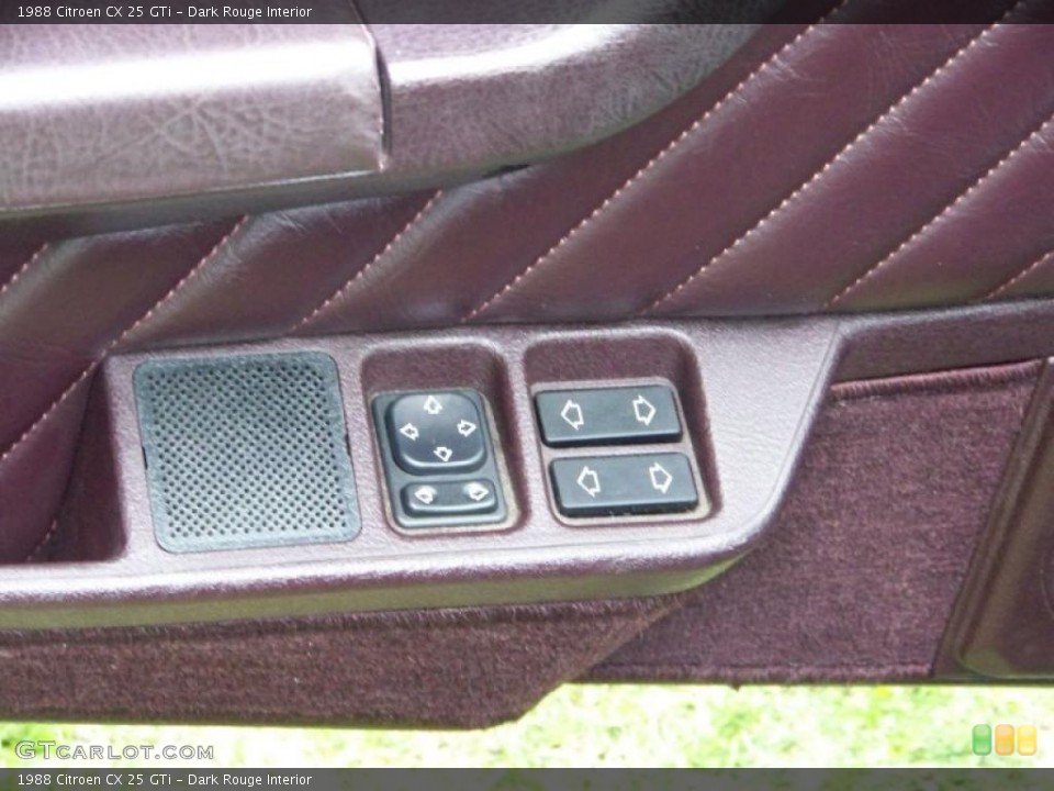 Dark Rouge Interior Controls for the 1988 Citroen CX 25 GTi #28879242