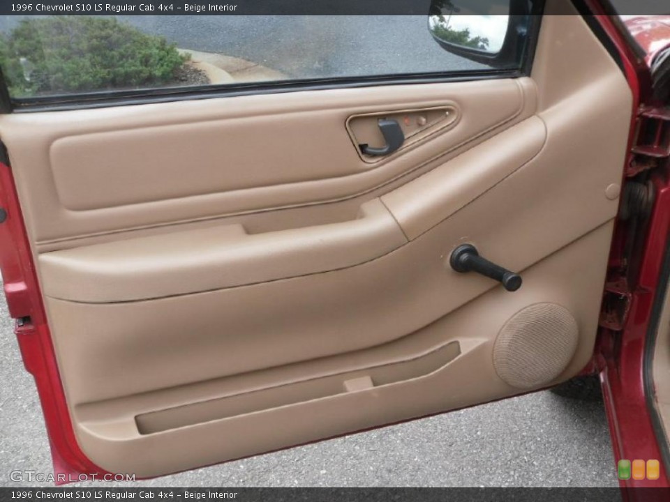 Beige Interior Door Panel for the 1996 Chevrolet S10 LS Regular Cab 4x4 #29111462