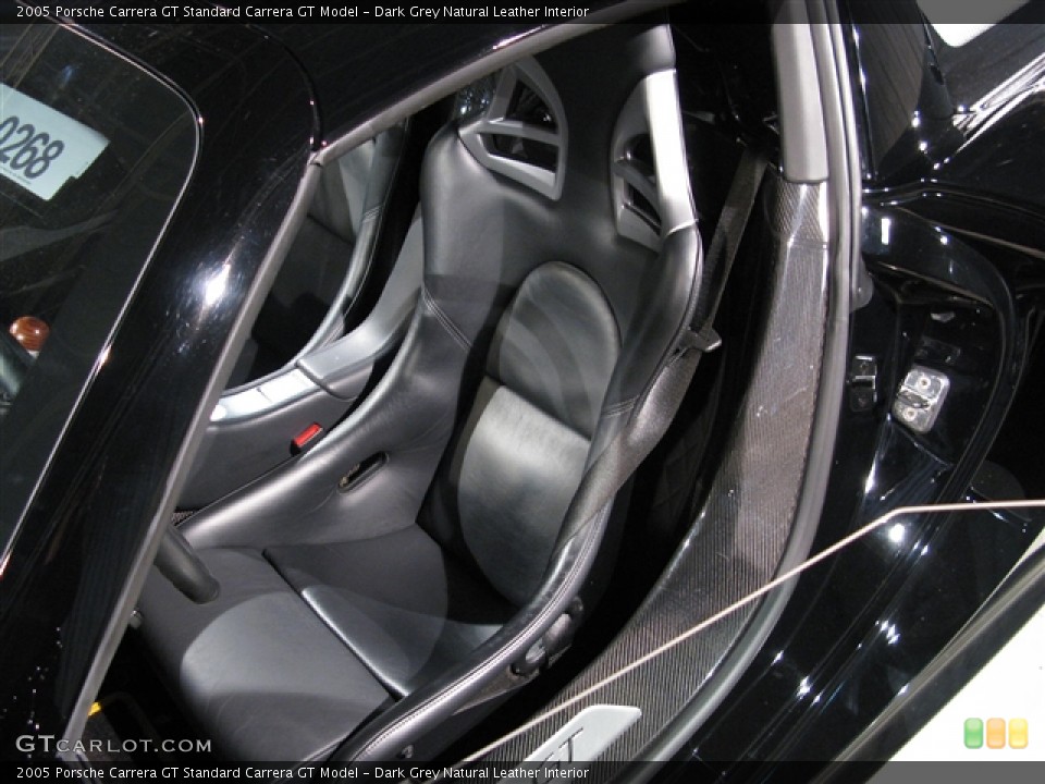 Dark Grey Natural Leather Interior Photo for the 2005 Porsche Carrera GT  #292461