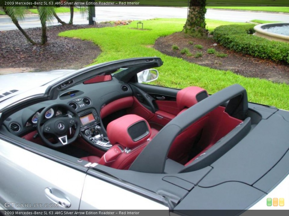 Red Interior Photo for the 2009 Mercedes-Benz SL 63 AMG Silver Arrow Edition Roadster #30053310
