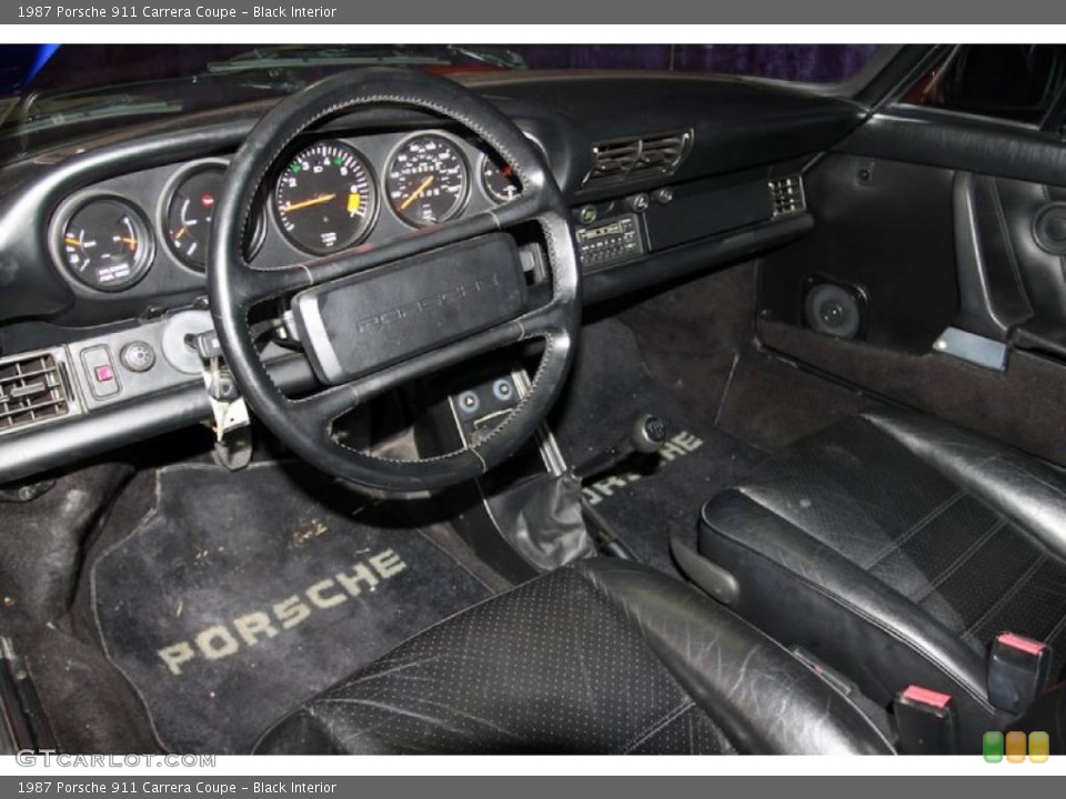 Black 1987 Porsche 911 Interiors