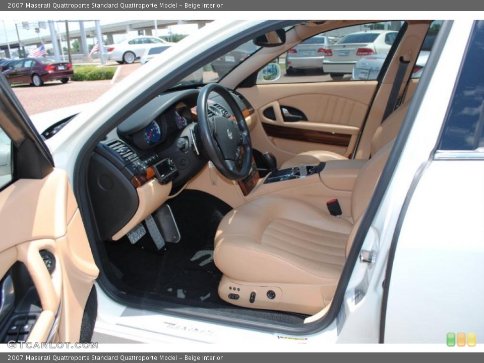 Beige Interior Photo for the 2007 Maserati Quattroporte  #30480217