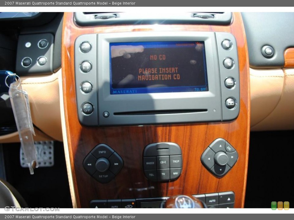 Beige Interior Controls for the 2007 Maserati Quattroporte  #30480225