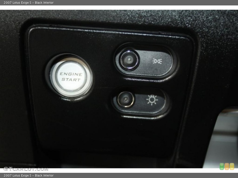 Black Interior Controls for the 2007 Lotus Exige S #30514933