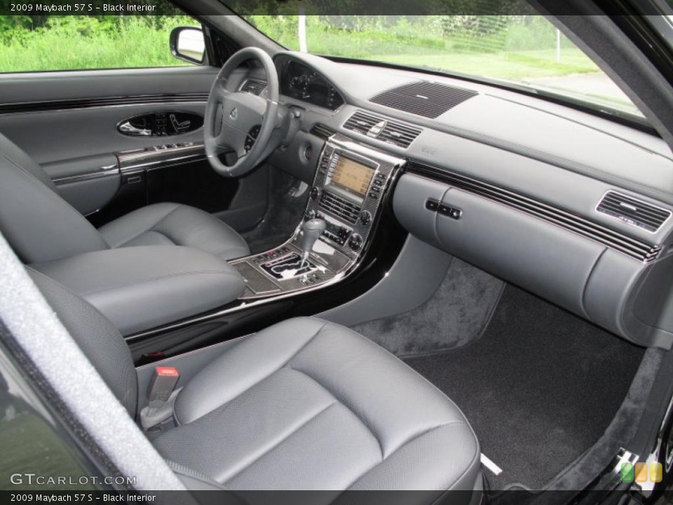 Black Interior Dashboard for the 2009 Maybach 57 S #30537165