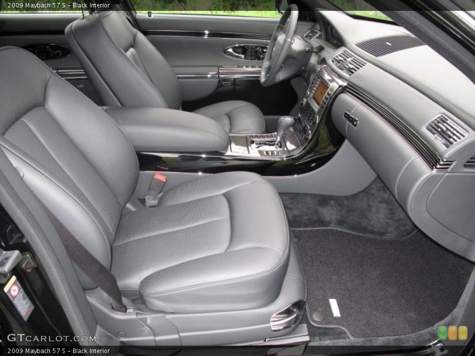 Black Interior Photo for the 2009 Maybach 57 S #30537181