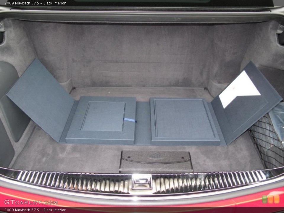Black Interior Trunk for the 2009 Maybach 57 S #30537378