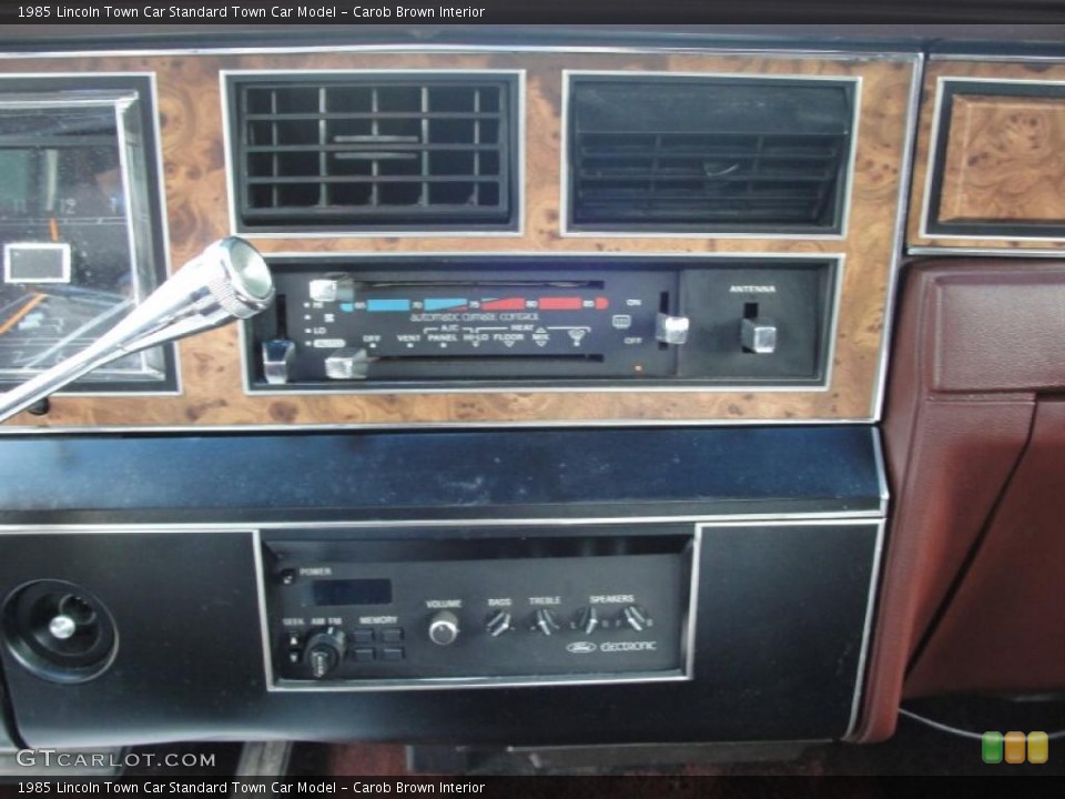 Carob Brown Interior Controls for the 1985 Lincoln Town Car  #30761915