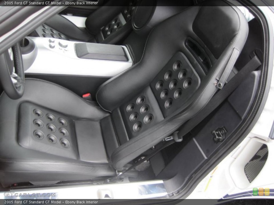 Ebony Black Interior Photo for the 2005 Ford GT  #30873898