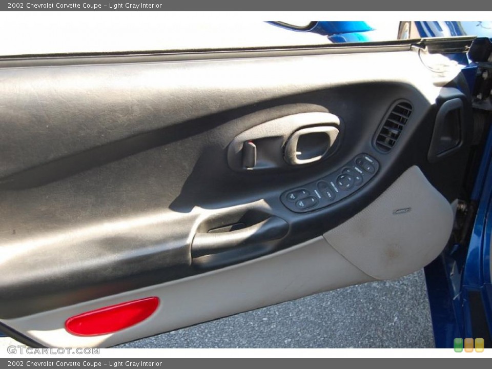 Light Gray Interior Door Panel for the 2002 Chevrolet Corvette Coupe #31172991