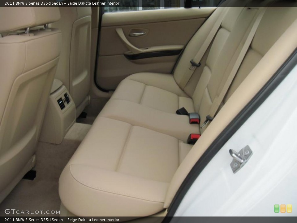 Beige Dakota Leather Interior Photo for the 2011 BMW 3 Series 335d Sedan #31224133