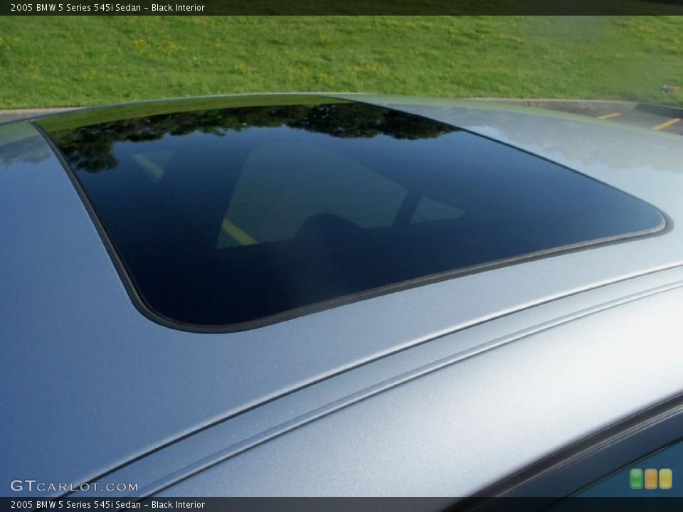 Black Interior Sunroof for the 2005 BMW 5 Series 545i Sedan #31782537