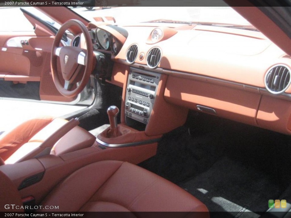 Terracotta Interior Dashboard for the 2007 Porsche Cayman S #32324524