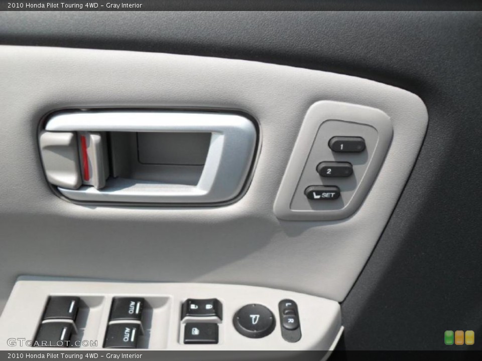 Gray Interior Controls for the 2010 Honda Pilot Touring 4WD #32683751