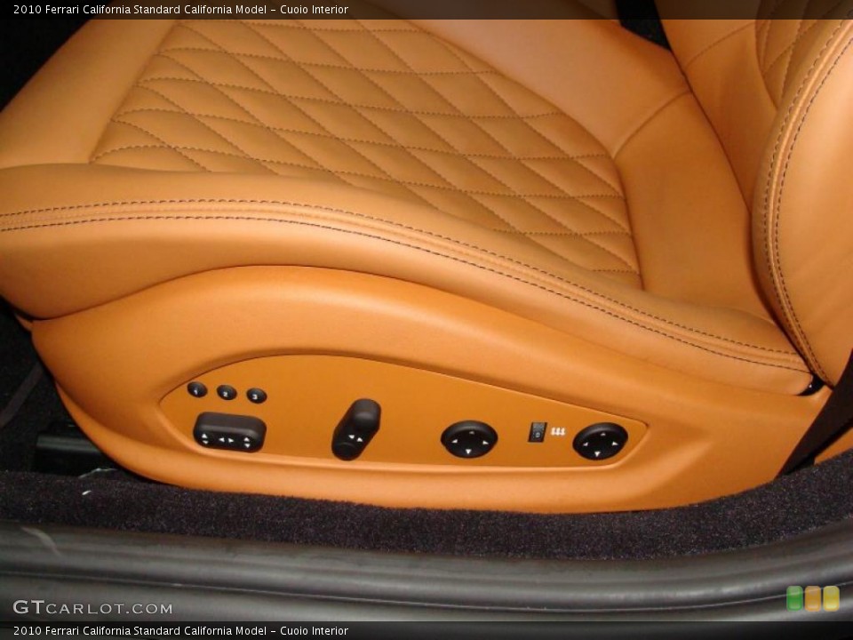Cuoio Interior Photo for the 2010 Ferrari California  #32751156