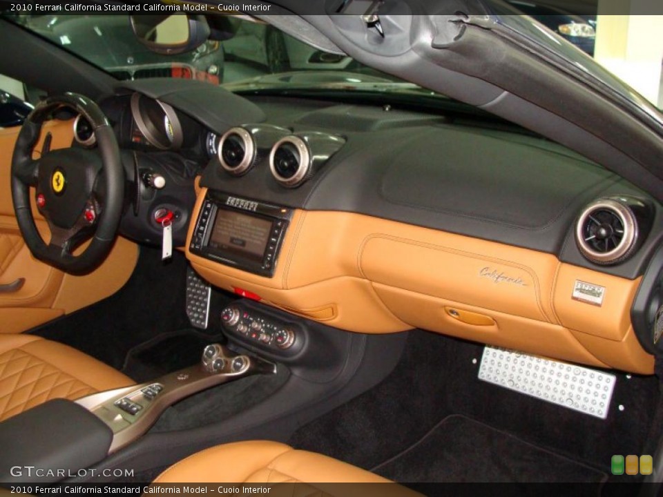 Cuoio Interior Dashboard for the 2010 Ferrari California  #32751232
