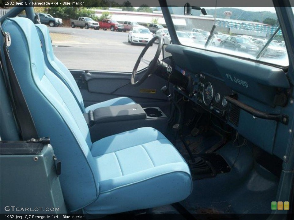 Blue 1982 Jeep CJ7 Interiors