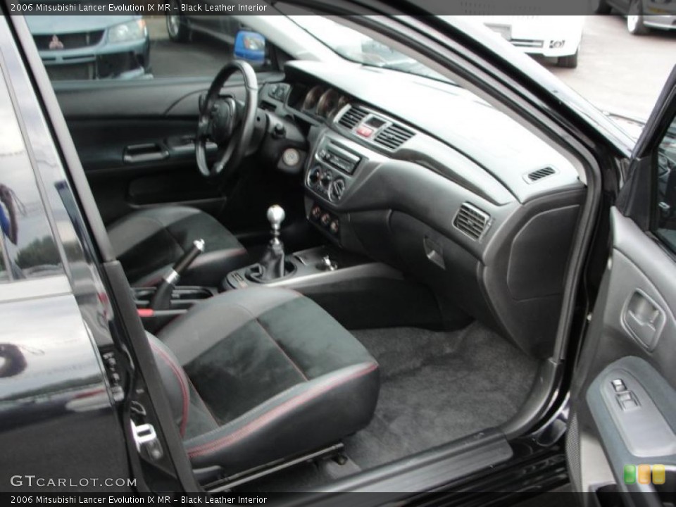 Black Leather Interior Photo for the 2006 Mitsubishi Lancer Evolution IX MR #33096817