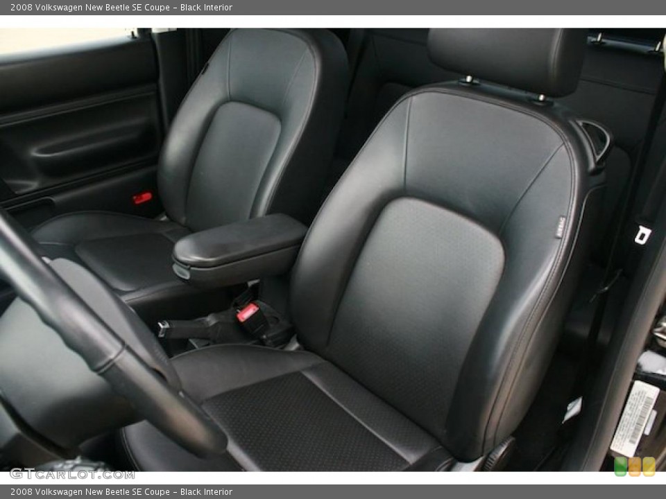 Black Interior Photo for the 2008 Volkswagen New Beetle SE Coupe #33235860