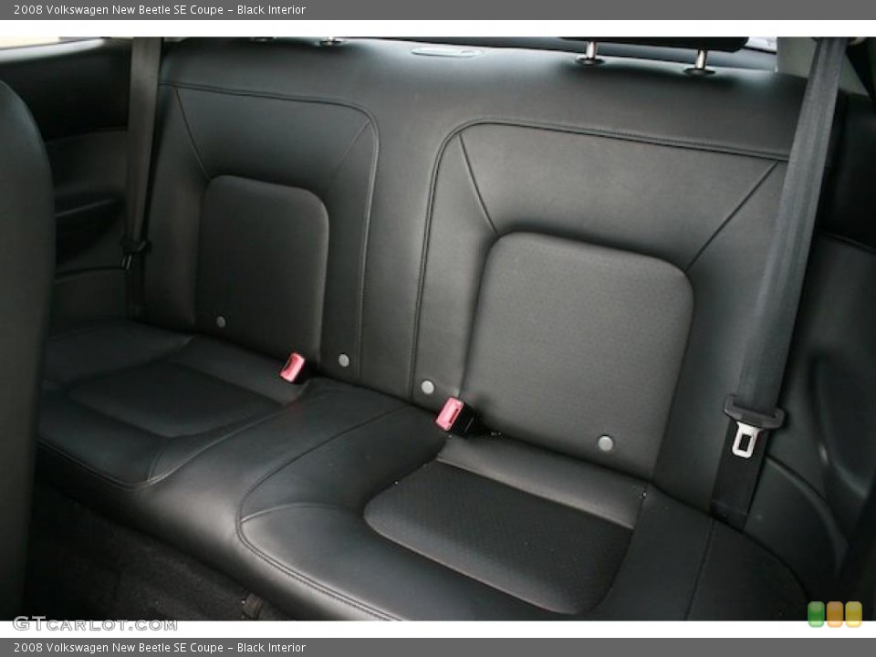 Black Interior Photo for the 2008 Volkswagen New Beetle SE Coupe #33235864
