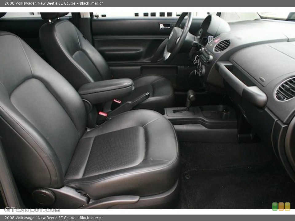 Black Interior Photo for the 2008 Volkswagen New Beetle SE Coupe #33235934