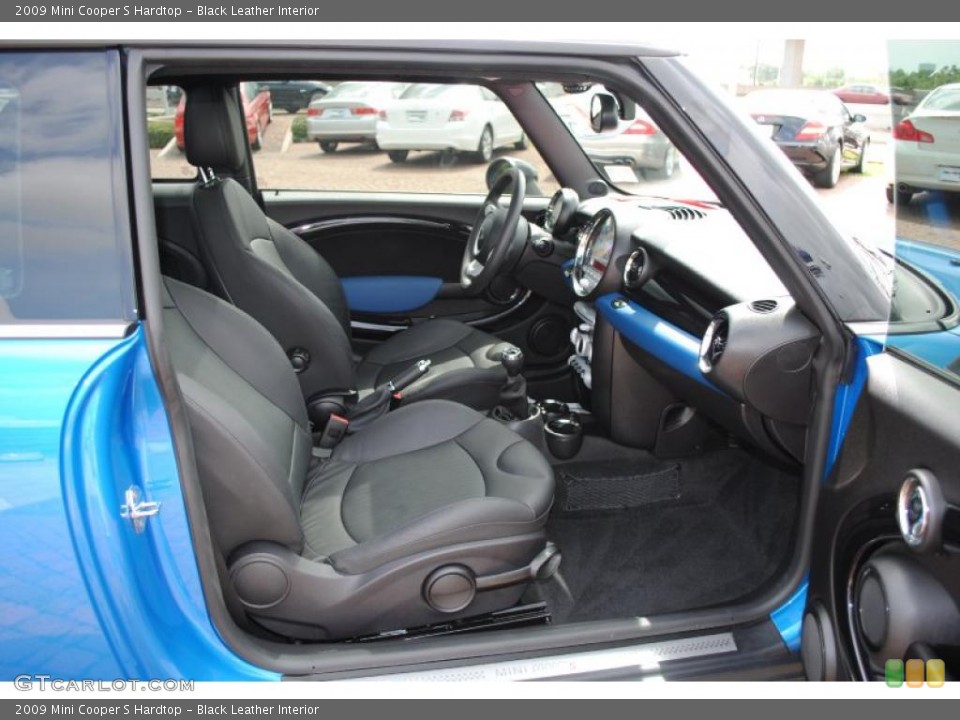 Black Leather Interior Photo for the 2009 Mini Cooper S Hardtop #33362677