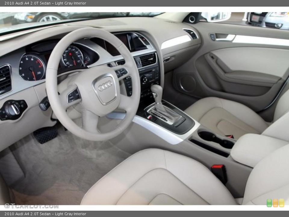 Light Gray Interior Photo for the 2010 Audi A4 2.0T Sedan #33414140